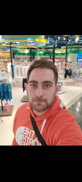  ,   Vardges, 33 ,   ,   