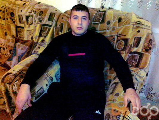  ,   Vahe, 33 ,   