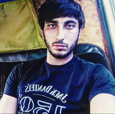  ,   Maikl, 31 ,   ,   