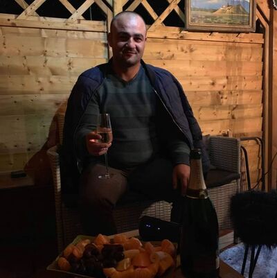  ,   Sargis, 34 ,   ,   , c , 