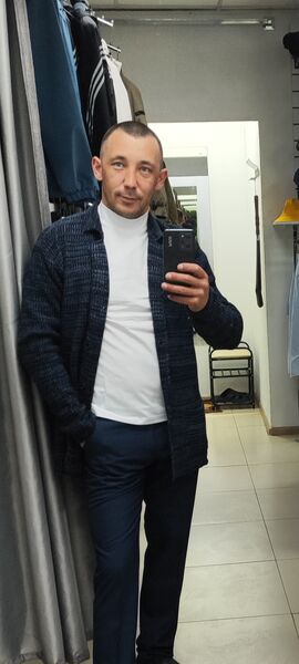  ,   Denis, 35 ,   ,   , c , 