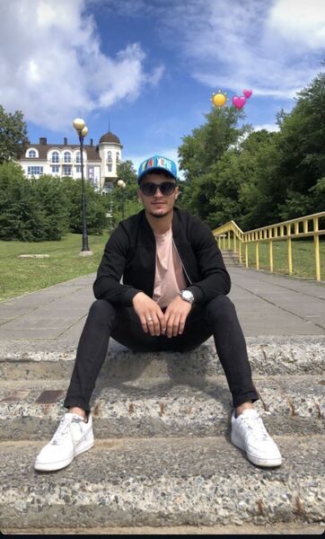  Soho,   Abdou, 25 ,   ,   