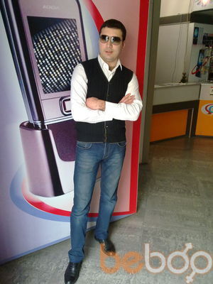  ,   Elwan, 39 ,   
