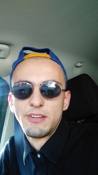  ,   Sailor, 32 ,   ,   , c 