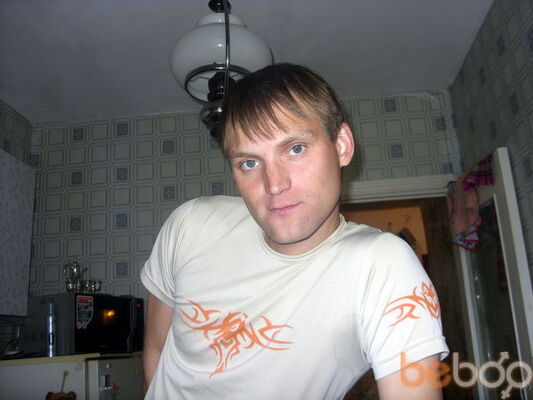  ,   Artem, 42 ,   