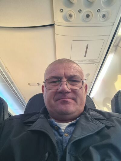  ,   Azat, 43 ,   ,   