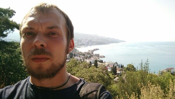  ,   Pavel, 35 ,   