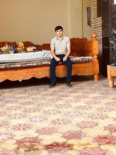  ,   Erik, 28 ,   ,   