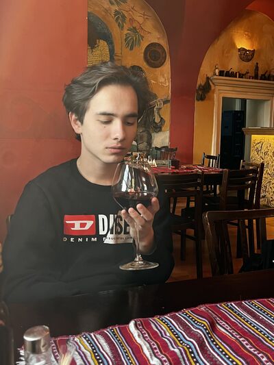  ,   Semyon, 23 ,   ,   