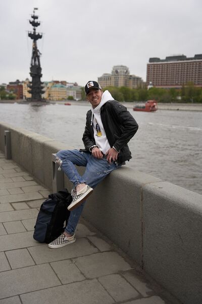  ,   Ivan, 28 ,   ,   , c 
