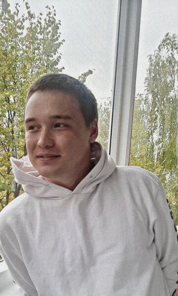  ,   Andrey, 31 ,  