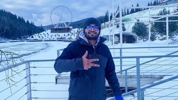  ,   Maverik, 28 ,   ,   
