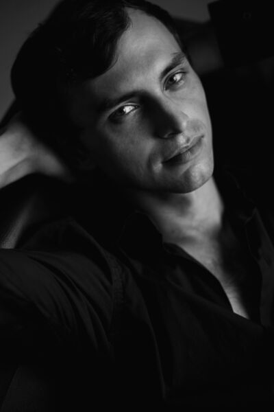  ,   Tony, 31 ,   ,   , c , 
