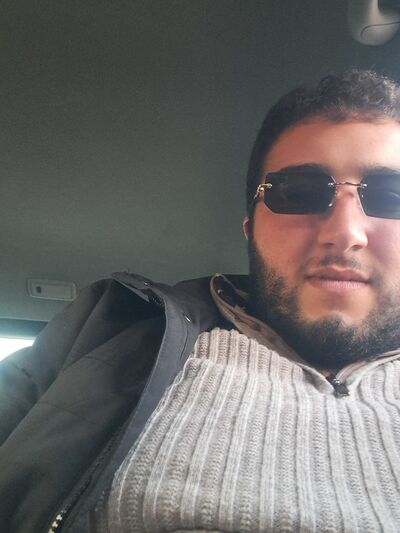  ,   Alik, 24 ,  