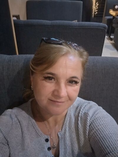  Praha,   , 49 ,   ,   