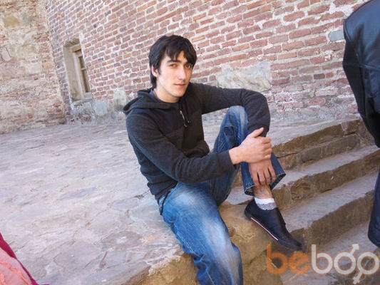  ,   Artur, 34 ,   