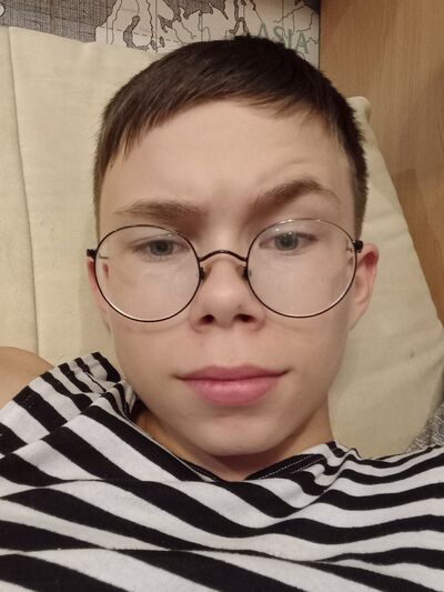  ,   Zena, 19 ,   ,   