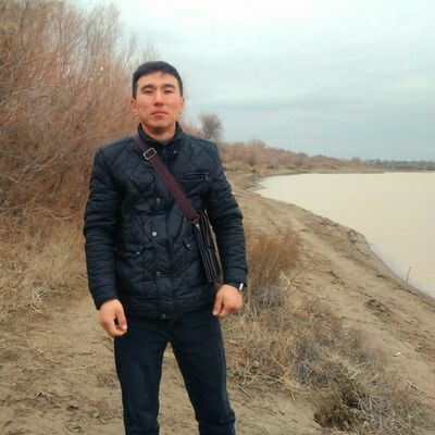  ,   Bek, 31 ,   ,   