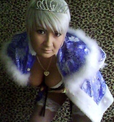  ,   Lilu, 41 ,  