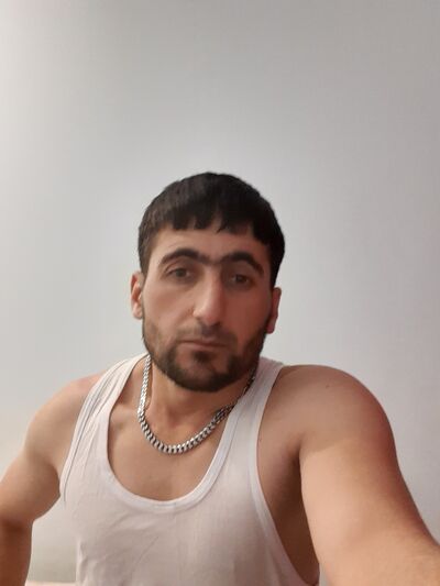  ,   Dilovar, 39 ,   ,   