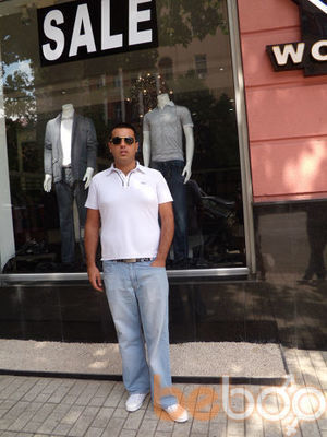  ,   Garry, 37 ,   