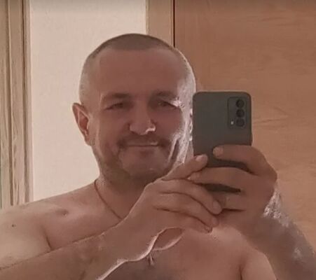  ,   Max, 46 ,   ,   