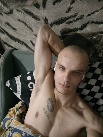  ,   Artur, 23 ,   ,   