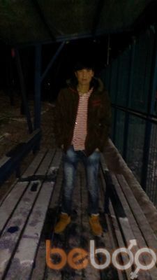  ,   Bekzod, 32 ,  