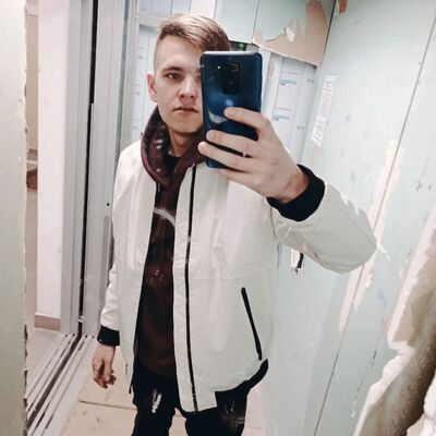  ,   Denis, 23 ,   ,   