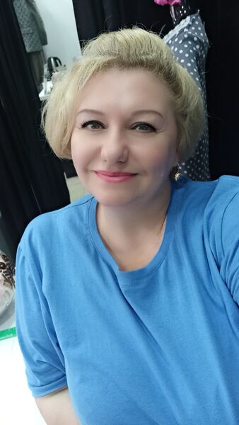  ,   Julia, 52 ,  