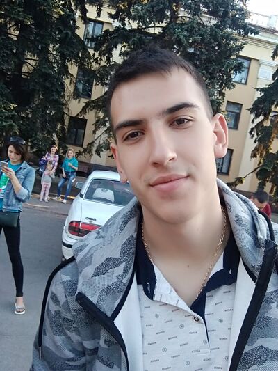  ,   Nikita, 28 ,   