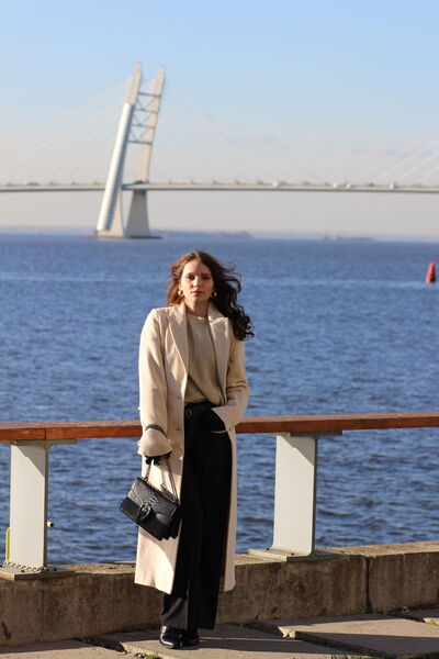  -,   , 27 ,     , c 