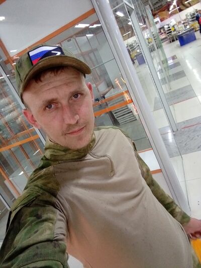  ,   Artyomka, 30 ,   ,   