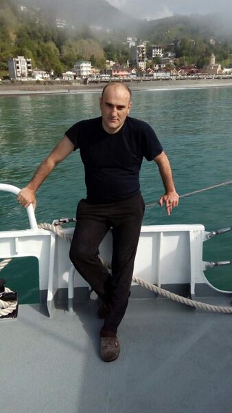  ,   Gosha, 48 ,   ,   