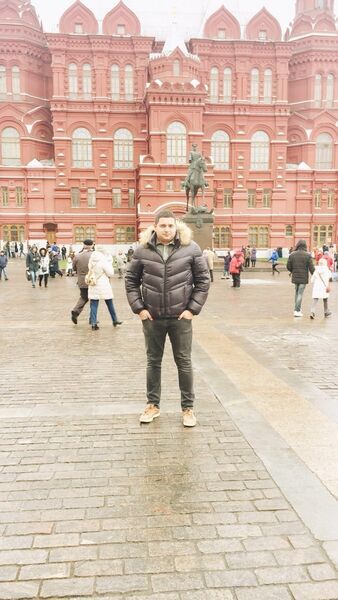  ,   Bek, 33 ,   ,   , c 