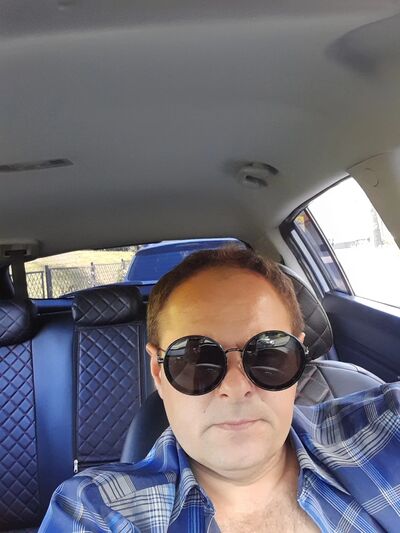  ,   Leon, 44 ,   ,   , c 
