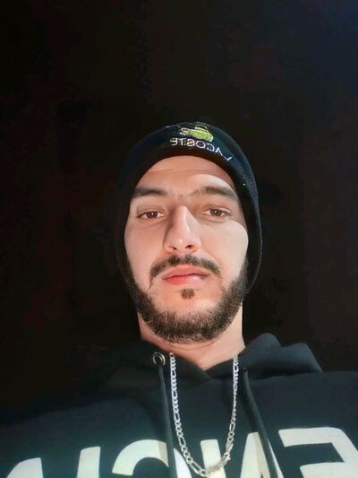  Esenyurt,   Abdennacerr, 32 ,   ,   