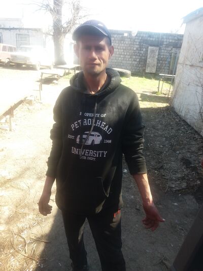  ,   Viktor, 57 ,   