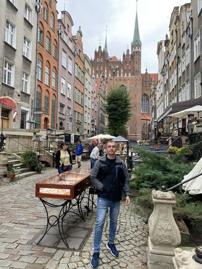  ,   Dima, 32 ,   ,   