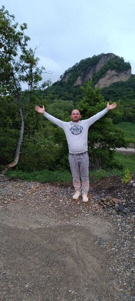  ,   Zaza, 37 ,   ,   