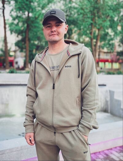  ,   Marsel, 31 ,   ,   , c 