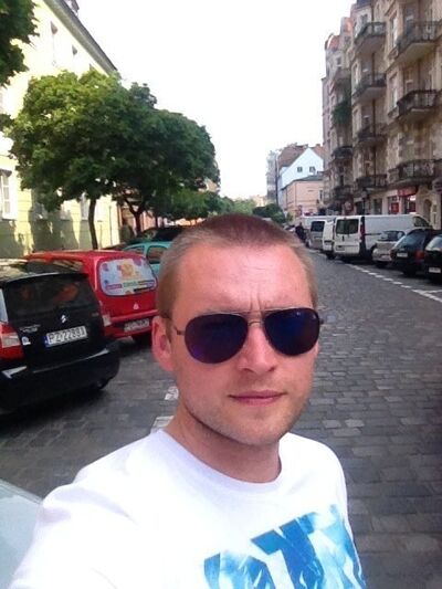  ,   Valentyn, 38 ,   ,   , c 