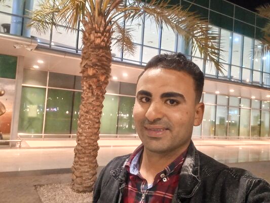  Edmundston,   , 27 ,   ,   