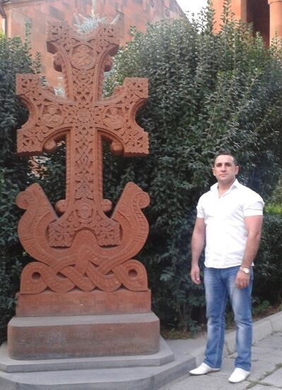  ,   ERIK, 43 ,   