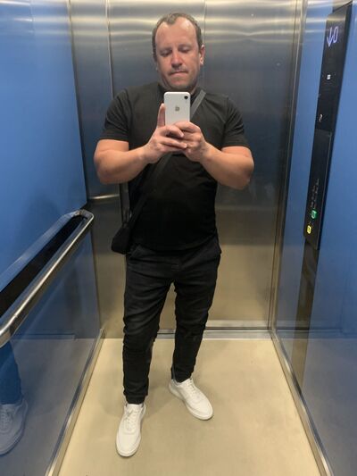  ,   Denis, 39 ,   ,   , c , 