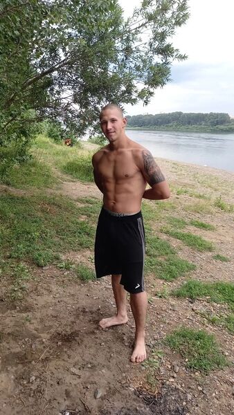  ,   Dmitry, 20 ,   ,   