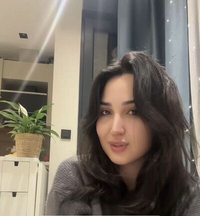  ,   Zara, 30 ,   ,   