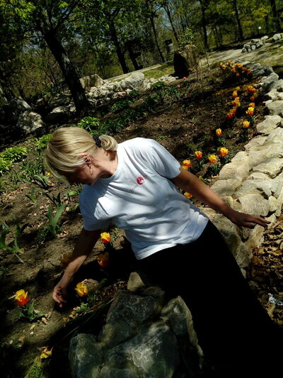  ,   Olga, 61 ,   ,   , c 