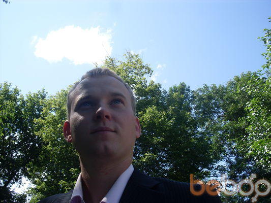  -,   Artem, 37 ,   