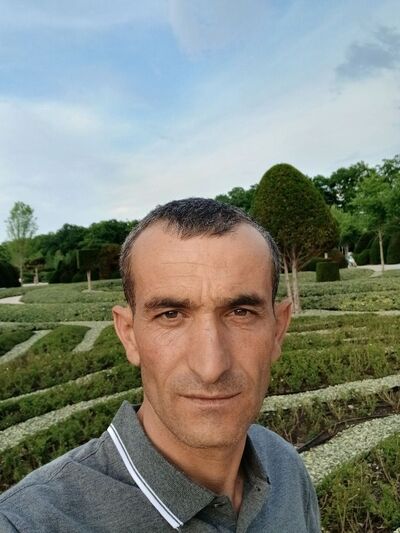  ,   Mher, 40 ,   ,   